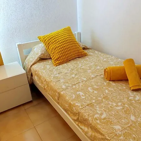 Apartment 3 2 Banos - Playa Del Castillo Sohail !! *